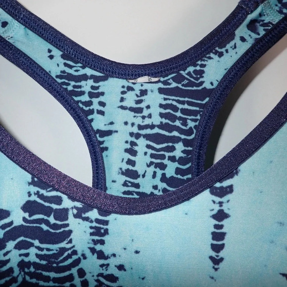 Under Armour ColdGear Sports Br, Fitted, Unpadded, Racerback Sports Bra sz XS/S - Picture 3 of 8